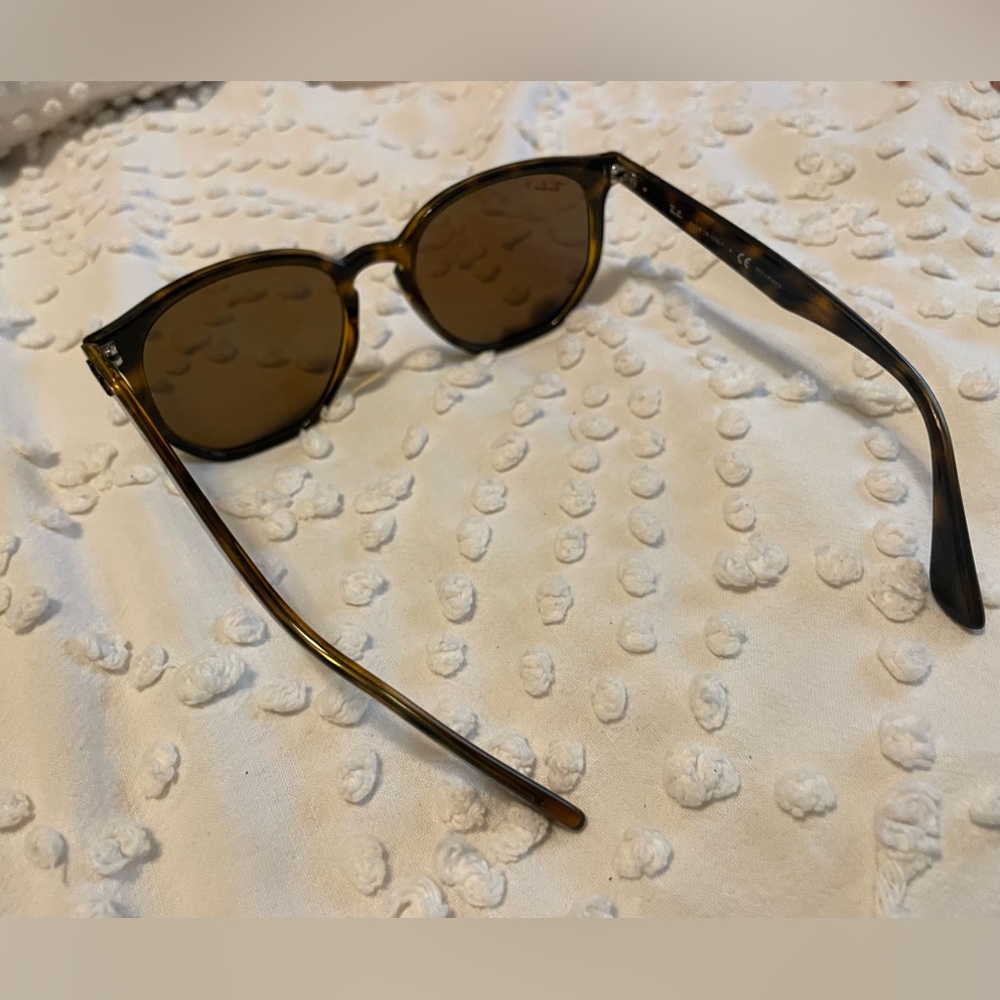 Polarized Ray-Ban Tortoise Shell Frame - image 2